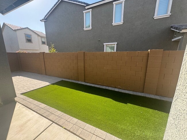 Photo - 3 BEDROOM UPGRADED HOME IN UNION PARK