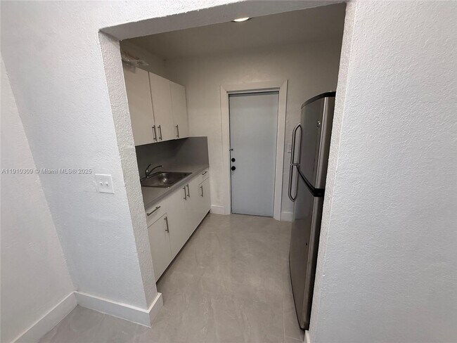 Photo - 1251 NW 61st St Unit 5