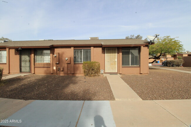 Photo - 3645 N 69th Ave Townhome