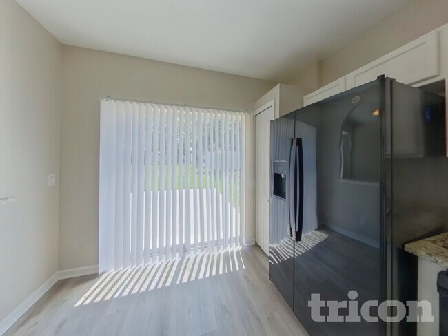 Photo - 10645 Navigation Dr