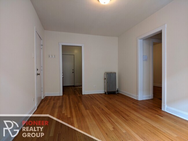 Photo - 2648 N Spaulding Ave Unit 2621-2E