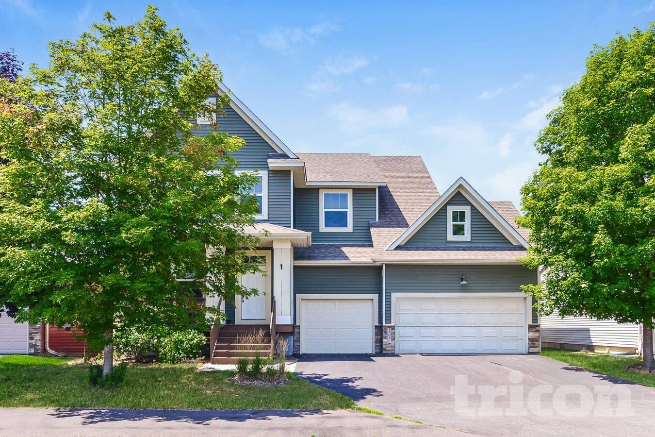 Photo - 13936 Linnet St NW