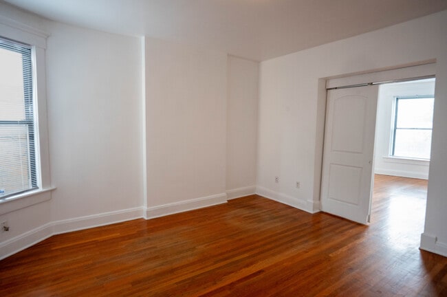 Photo - 1104 1/2 N High St