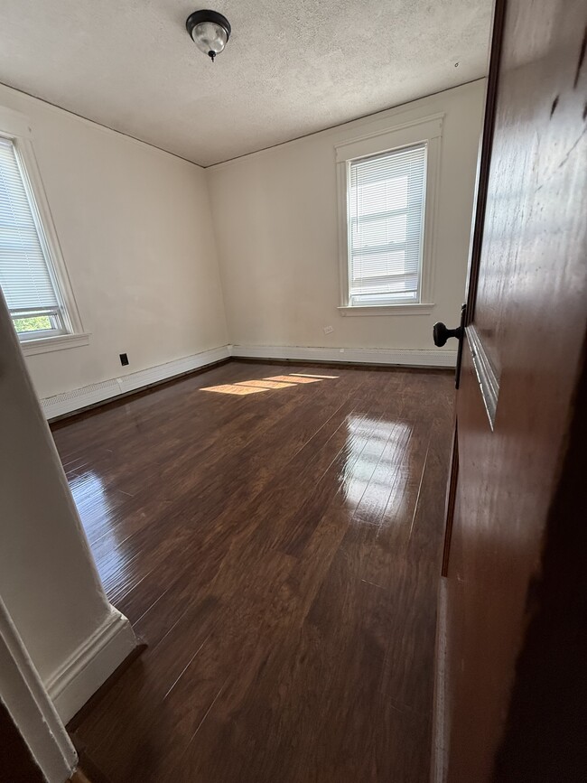 Photo - 169 Jewett St Unit Jewett second floor