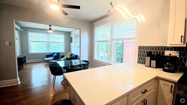 Building Photo - 4333 Forest Park Ave Rental