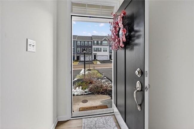 Photo - 775 Olivia St