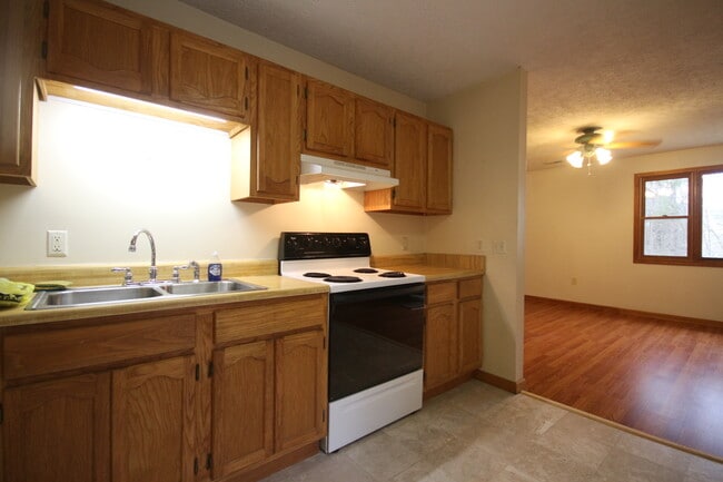 Photo - 937 Shoal Creek Rd