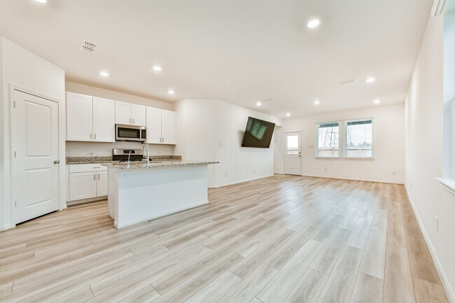 Photo - 1919 Quiet Gdn Ln