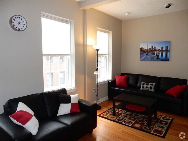 Building Photo - 44 Grove St Unit 3 Rental