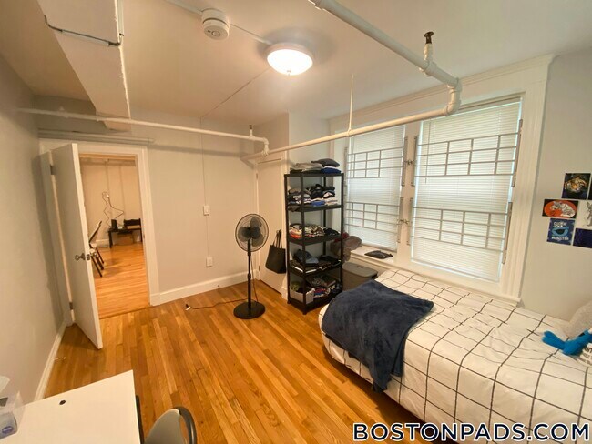 Photo - 1450 Commonwealth Ave Unidad B