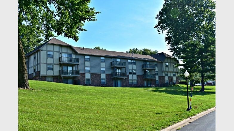 Clear View Apartments For Rent in Kansas City, MO - ForRent.com Clear View Apartments For Rent in Kansas City, MO - ForRent.com