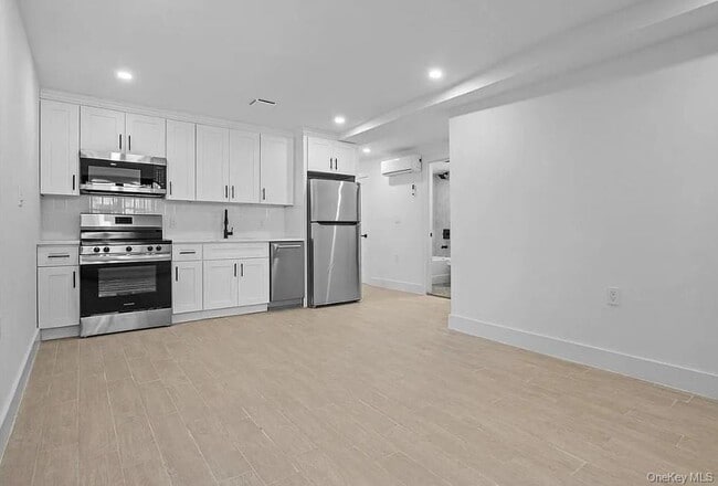 Building Photo - 9512 Avenue B Unit 1 Rental