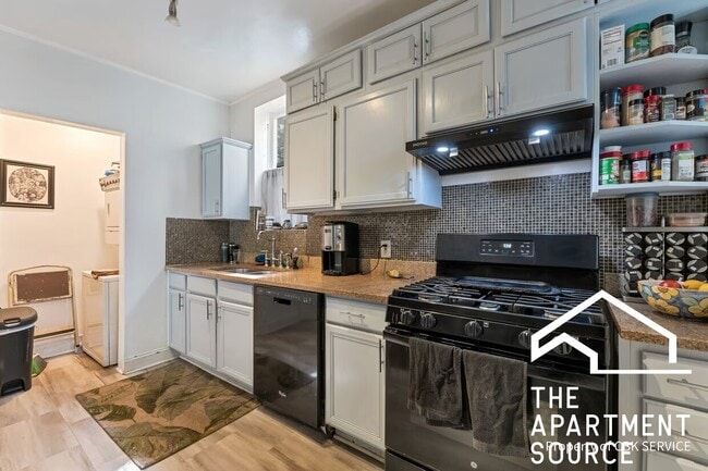 Photo - 1432 W Jonquil Terrace Unit 2