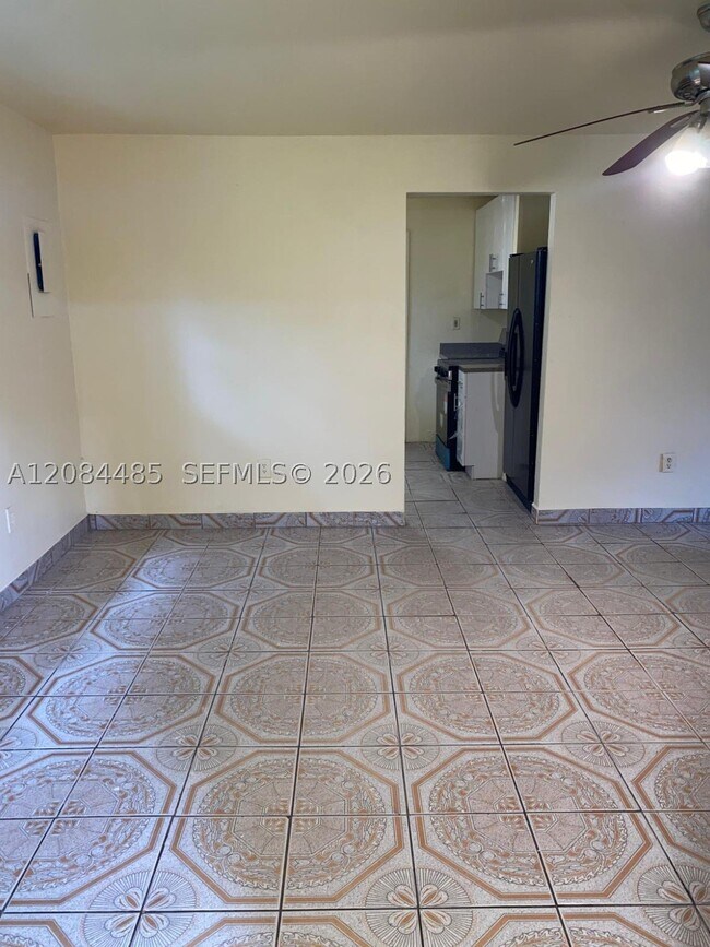 14805 NE 10th Ct