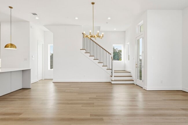 Photo - 3828 Wilmer St