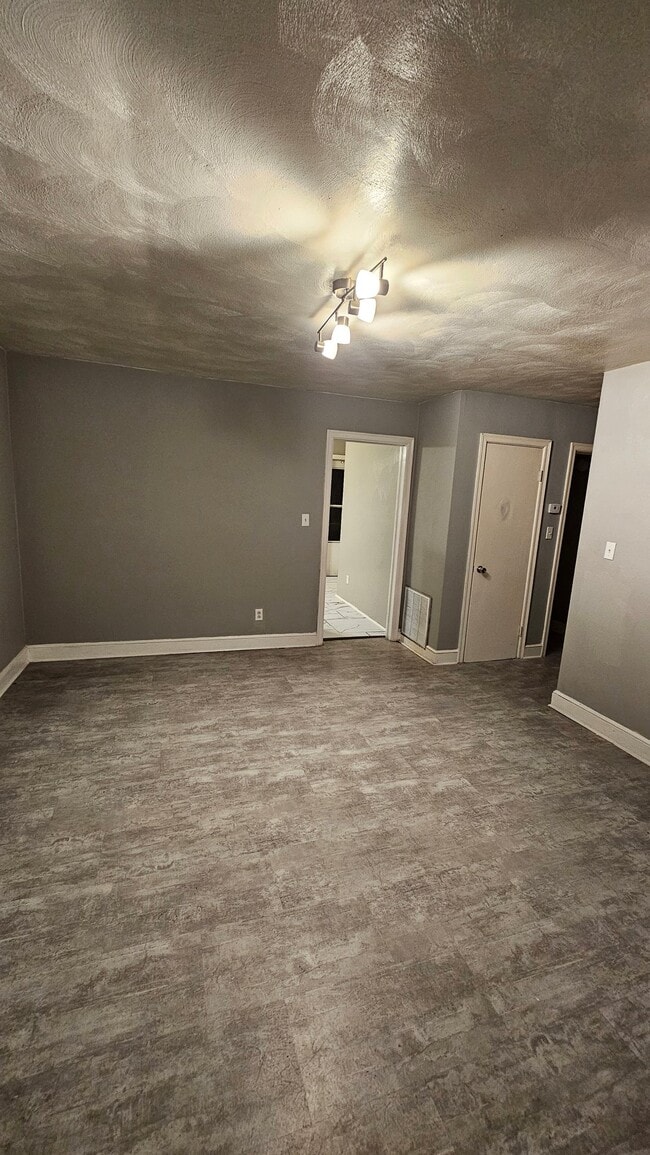 Photo - 1129 Forest Park Blvd NW Unidad A