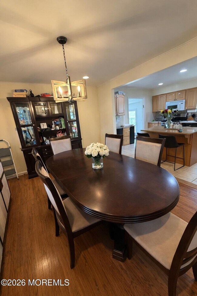 Photo - 41 Dwight Dr