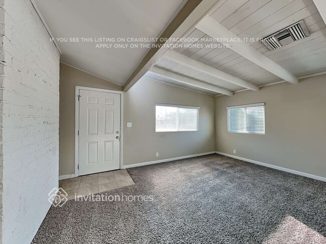 Photo - 20252 Archwood St