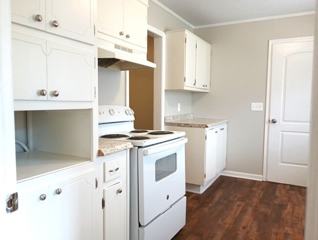 Photo - 4 Bedroom 3 Bath Coming Available!!