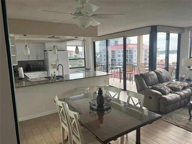 Photo - 6177 Sun Blvd Unidad 606