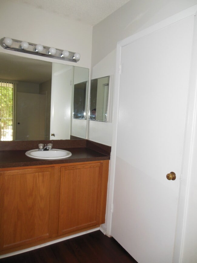 Photo - ONE BEDROOM ONE BATHROOM! WATERFRONT COMMUNITY!! Unit 24