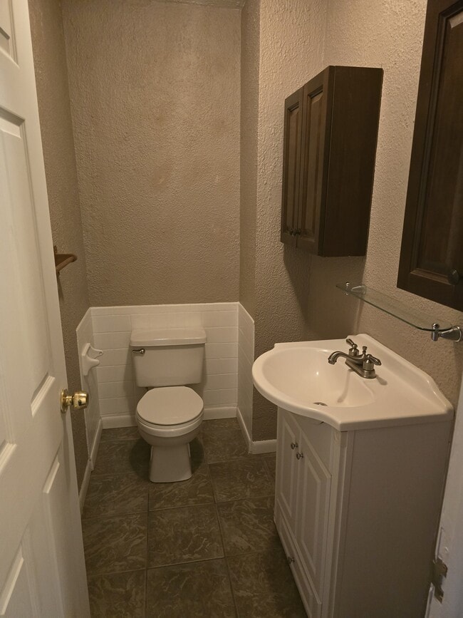 Photo - 8570 Country Club Dr
