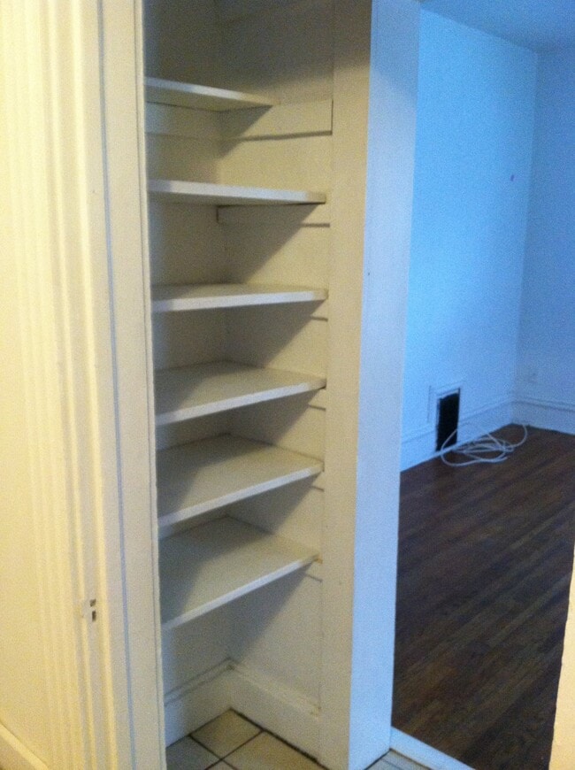 Photo - 803 W 20th St Unit 4