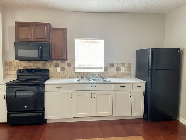 Photo - Beautiful Home In Kenwick with Potential 4th Bedroom!