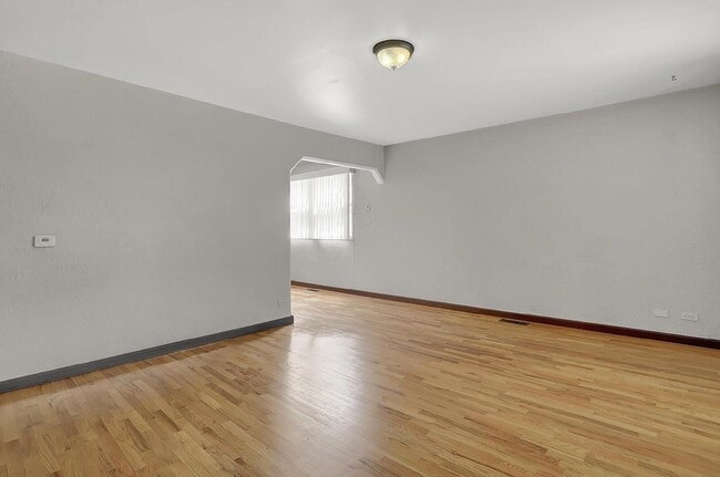 Photo - 623 Iowa Ave