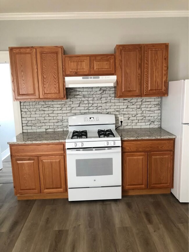 Photo - 145 Greenwich Ave Unit 1