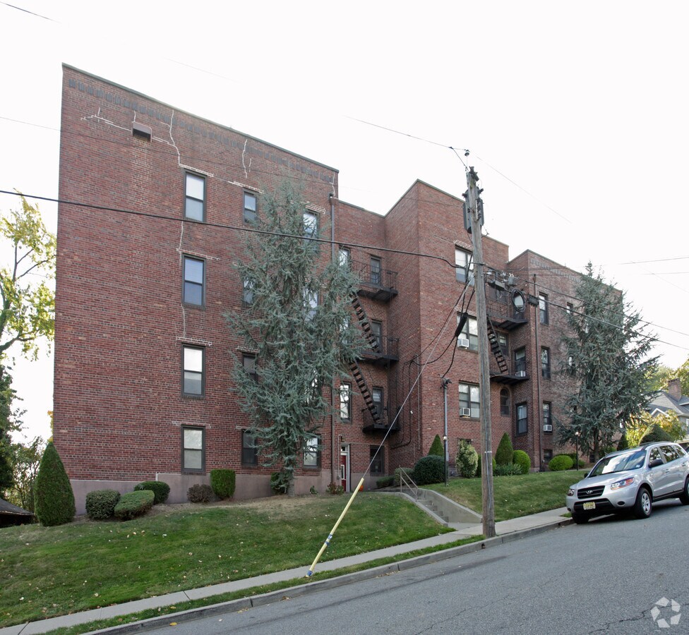 Grandview Apartments - Grandview Apartments