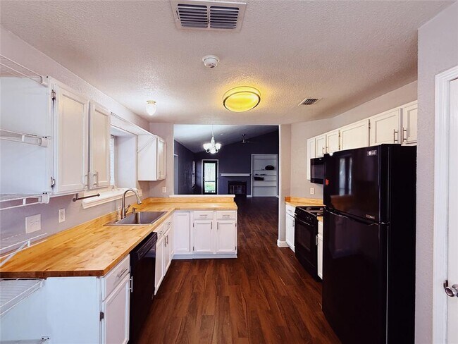 Photo - 12314 Thompkins Dr