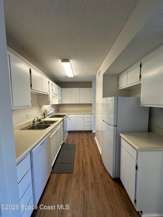 Photo - 3535 Sable Palm Ln Unit G