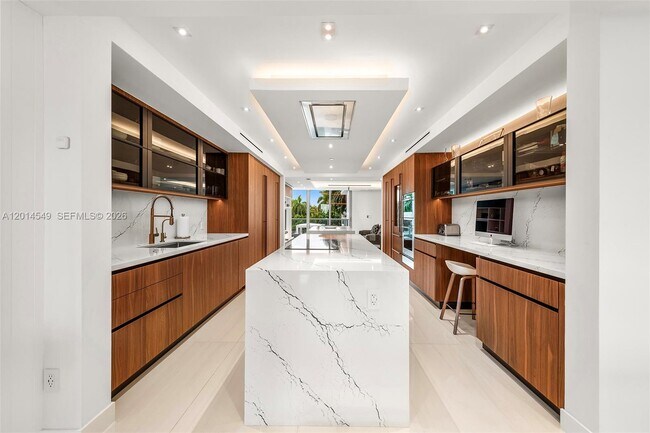 Photo - 2627 S Bayshore Dr Unit 603