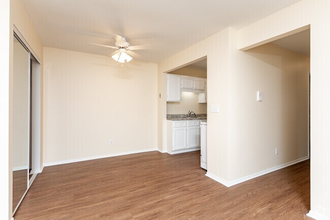 2BR, 1BA