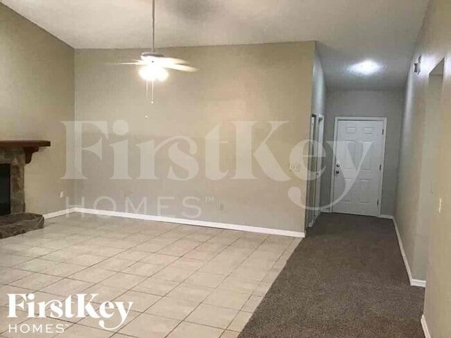 Photo - 4718 Westwind Dr