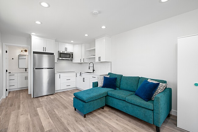 Building Photo - 591 Imperial Beach Blvd Unit 591 A