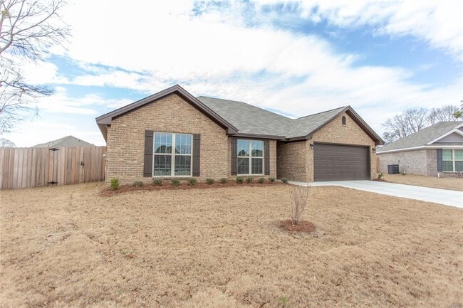 Photo - 1128 Honeysuckle Dr