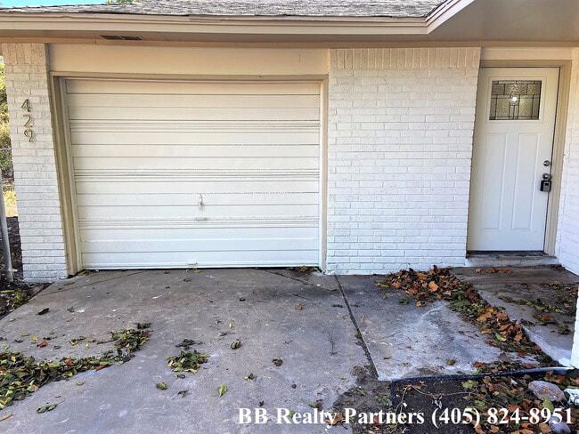 Photo - 429 S Gum Ave