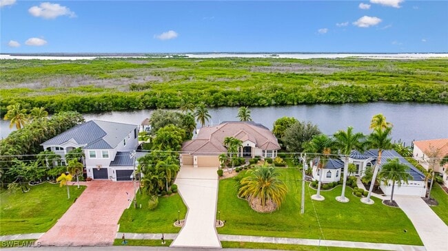 Photo - 2964 Surfside Blvd