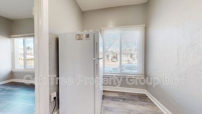 Photo - 2805 E 16th St