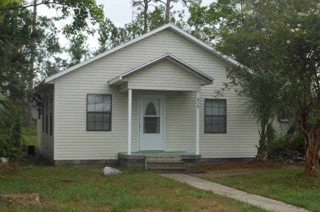 Photo - 515 Ninth St House