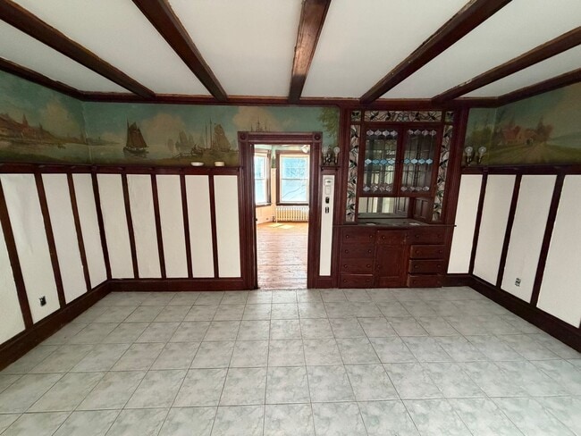 Building Photo - Spacious 4BR/3BA Home in Downtown Dover — Freshly Updated, Walk to Everything