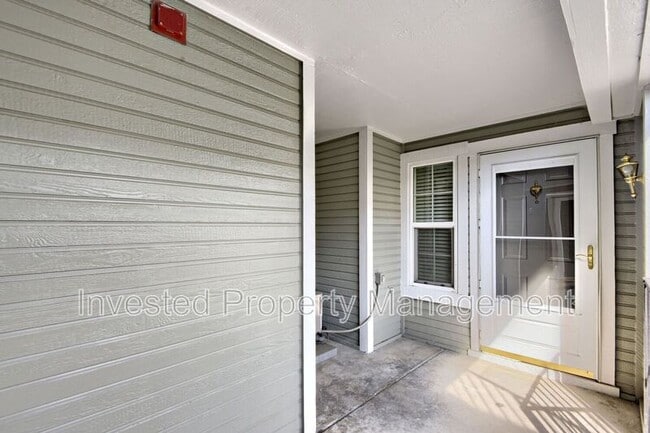 Photo - 6755 S Ivy St Unit Apt B6