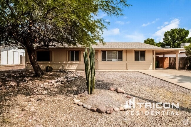 Building Photo - 1735 N 72nd St Rental