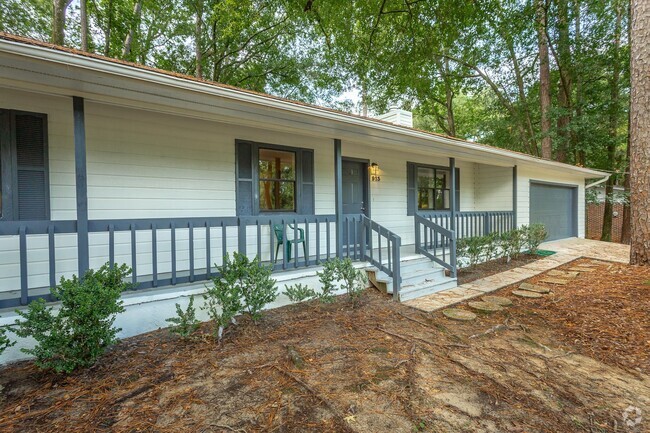 Building Photo - 913 Tamarack Ave Rental