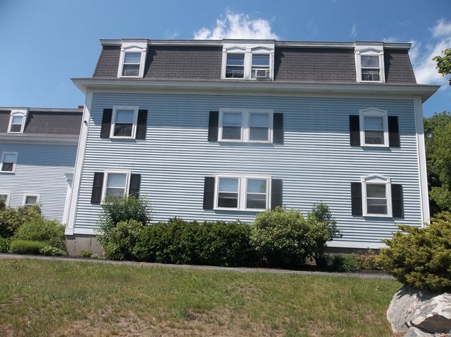 Photo - Burnham Hill Apartments