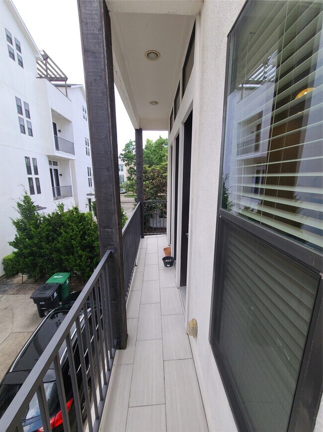 Photo - 2610 Polk St