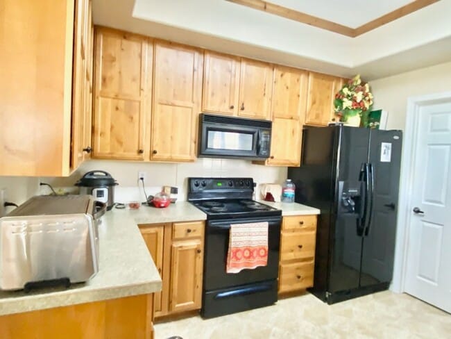 Photo - 2 Bedroom, 2.5 Bath Townhome with 2 Car Attached Garage in Fort Collins, Colorado