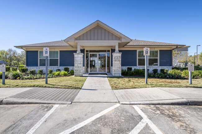 Building Photo - Newport Village Rental